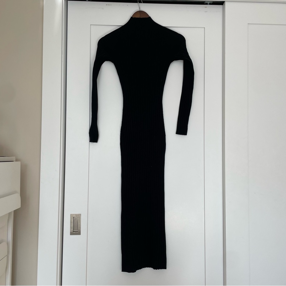 Aritzia Wilfred sweater dress